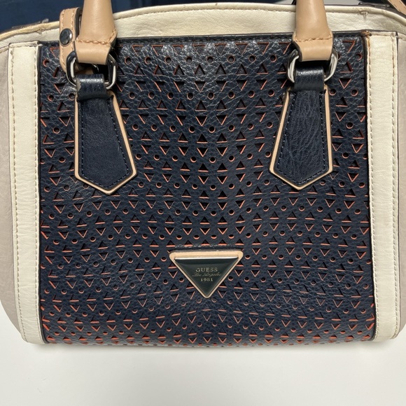 Guess Recortes Blue handbag - Picture 2 of 8